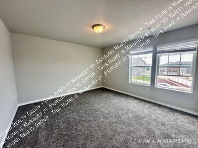 Building Photo - 8322 Graphite Dr