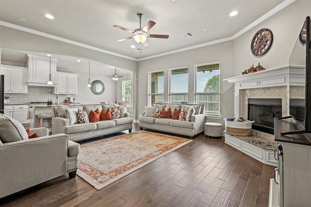 Building Photo - 3206 Woodford Dr
