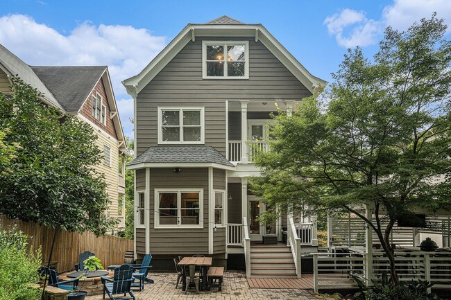 Building Photo - Charleston-Style East Atlanta Entertainer'...