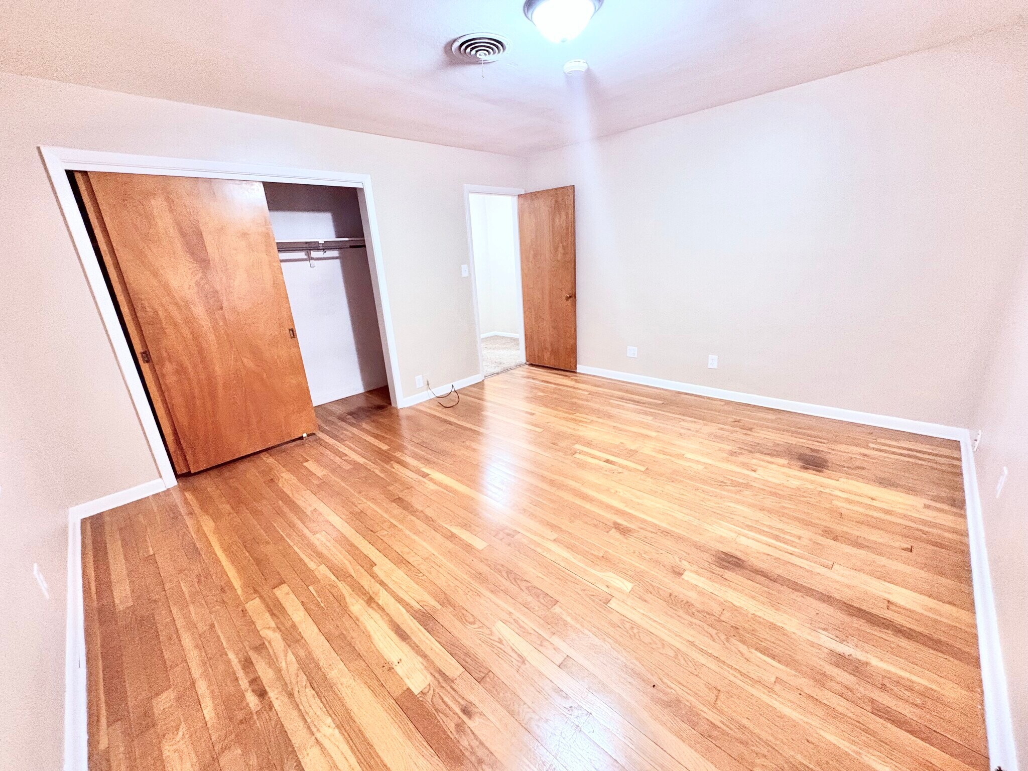 Bedroom 2 - 3129 Hassler St