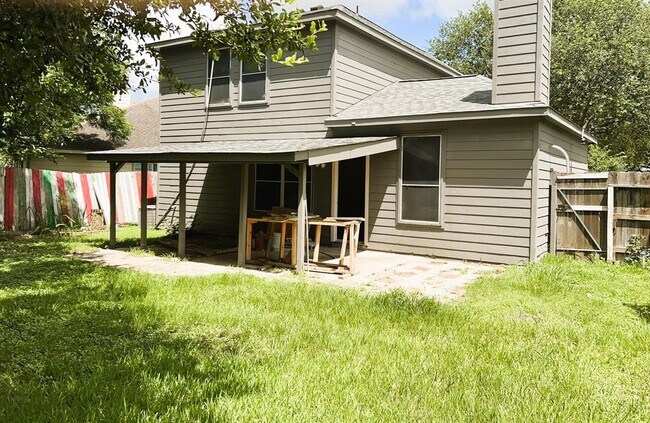 Building Photo - 34511 Park Green Dr