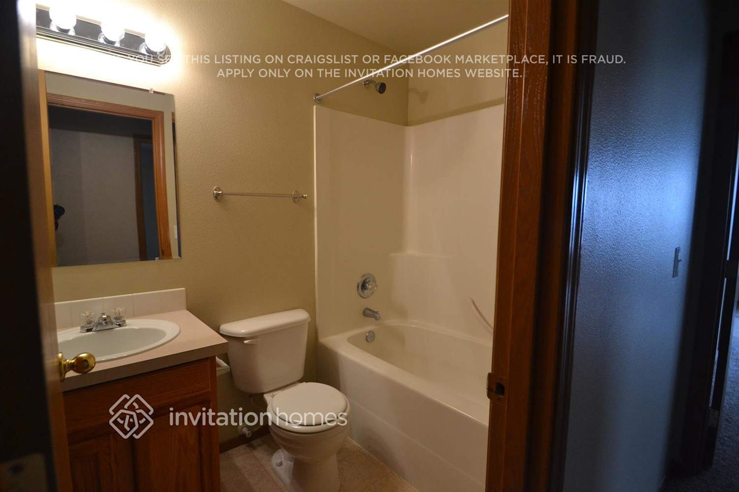 Building Photo - 19516 105th Ave Ct E
