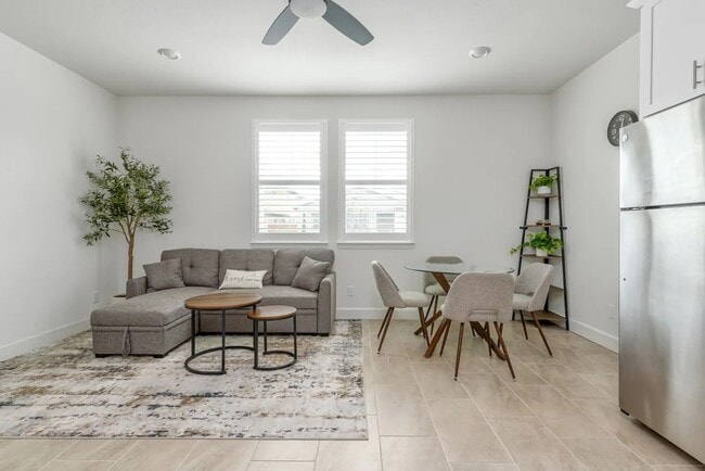 Building Photo - Exquisite 3/2.5 + Inlaw Quarters!  ELK GRO...