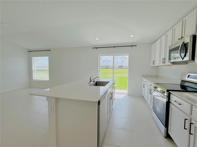 Building Photo - 2090 Marksman Rd