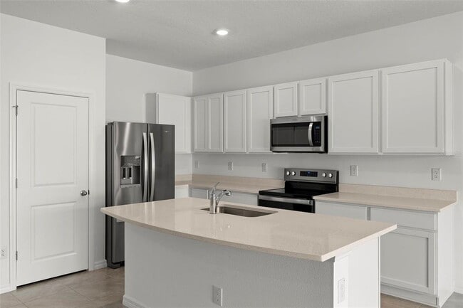 Building Photo - 17205 Bigleaf Mahogany Ln