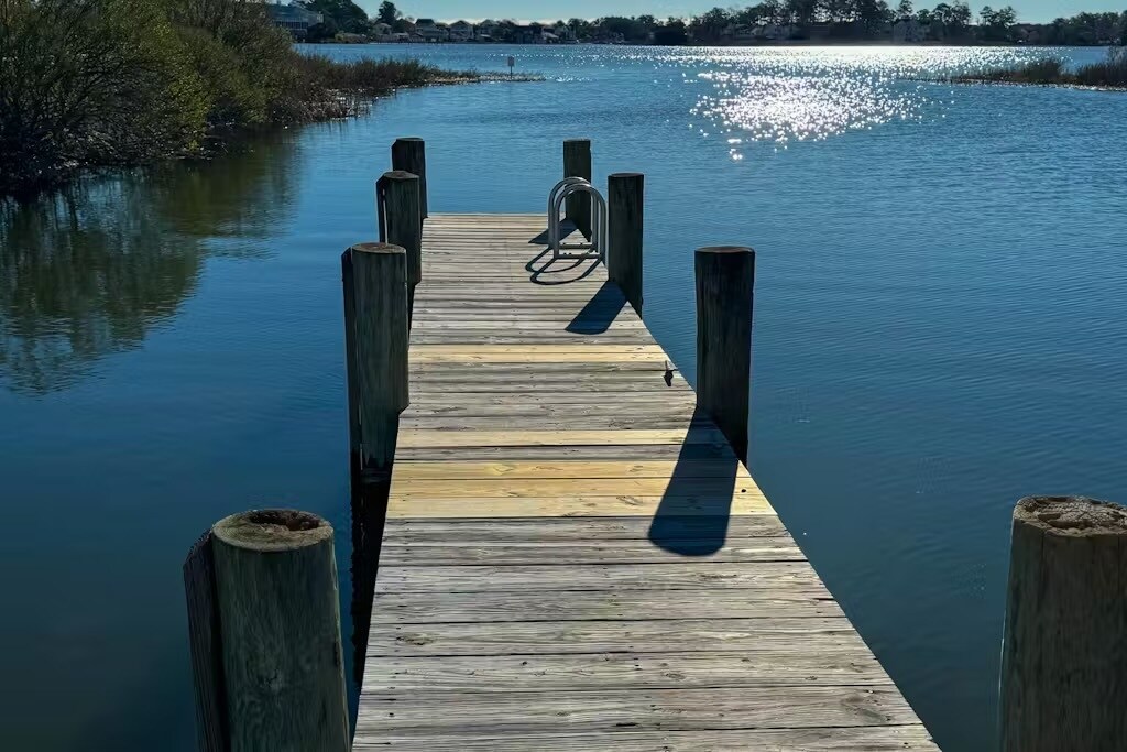 Building Photo - 30381 Crowley Dr