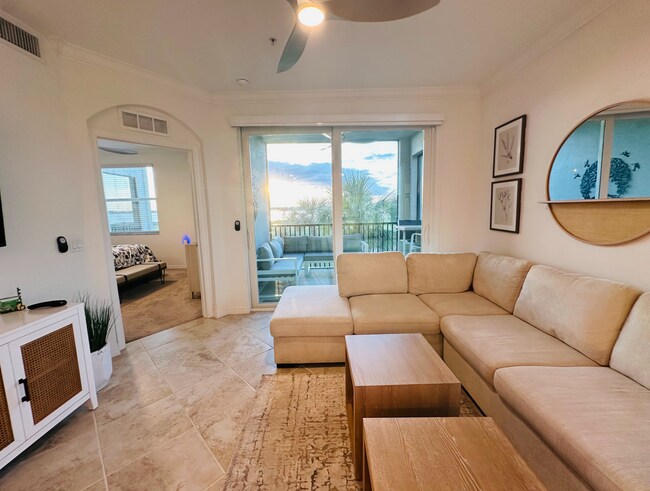 Building Photo - 43040 Greenway Blvd