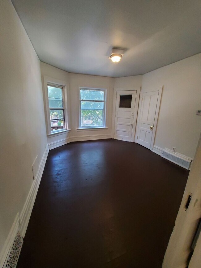 Primary Photo - 2458-2460 W Juneau Ave.