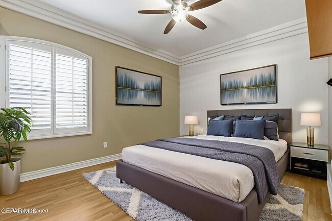 Building Photo - 724 Scott Ln