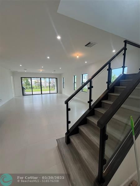 Building Photo - 12526 Solana Bay Cir