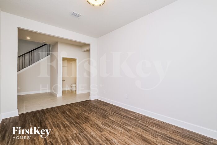 Building Photo - 10572 Gliding Eagle Wy