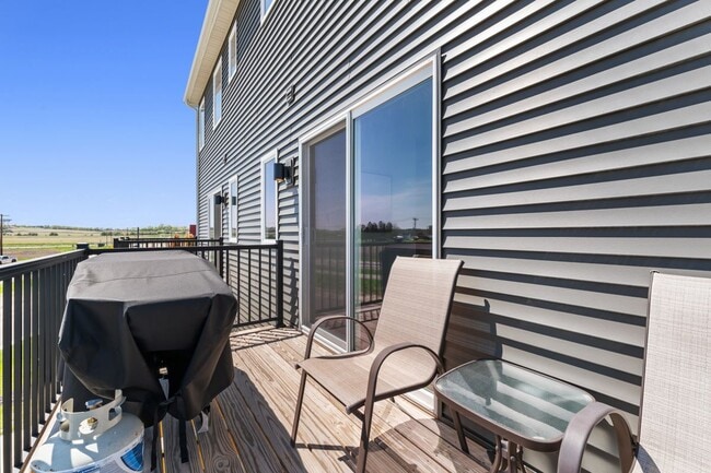 Building Photo - 2467 Wildcat Dr