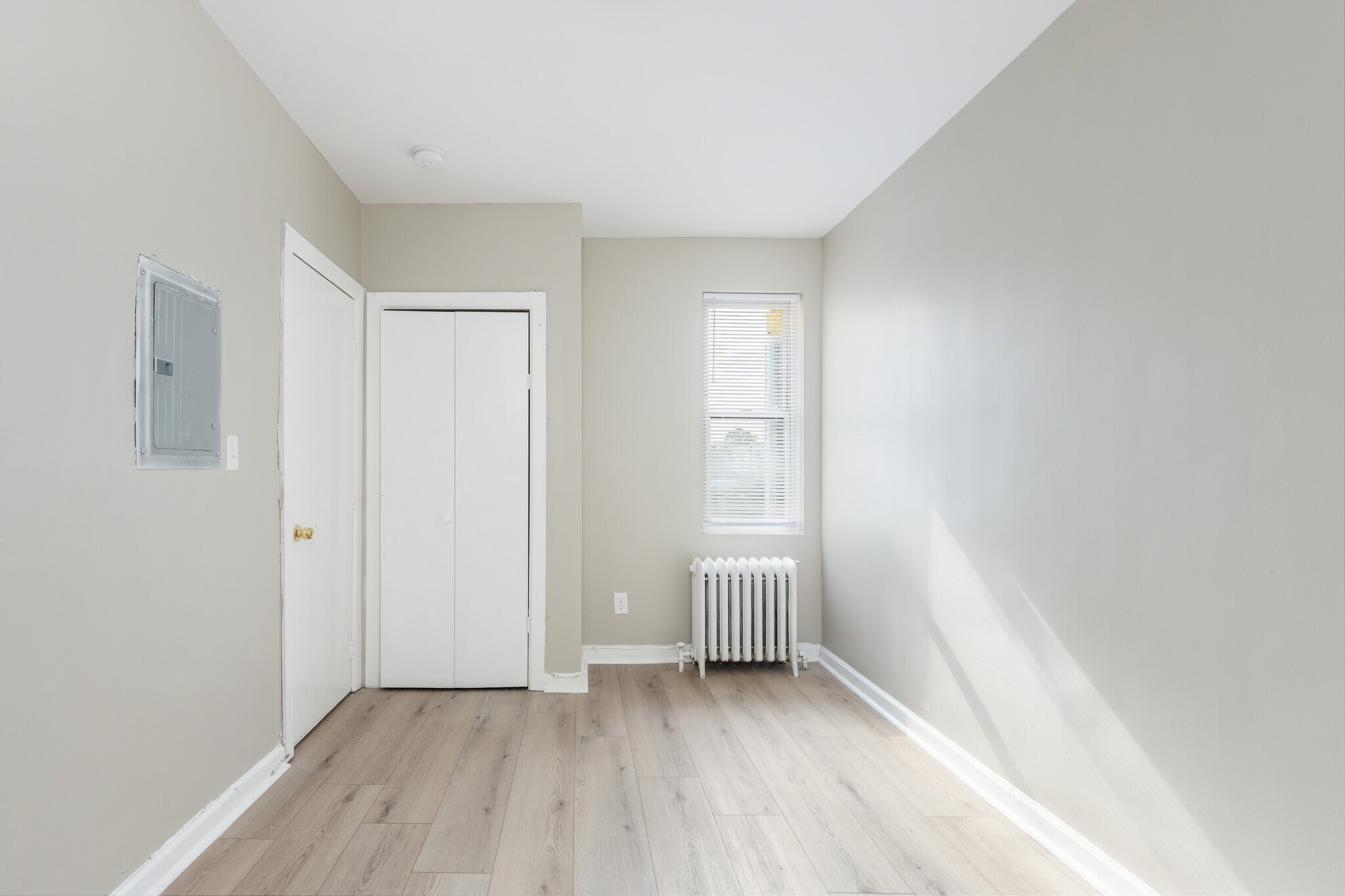 Building Photo - 3400 Reach St