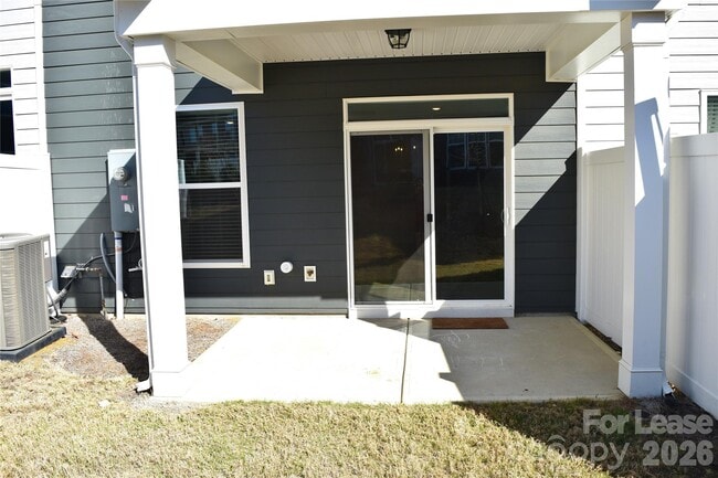 Building Photo - 4011 Rothwood Ln