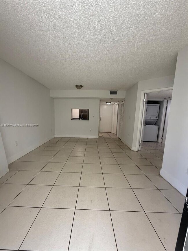 Building Photo - 8215 SW 152nd Ave