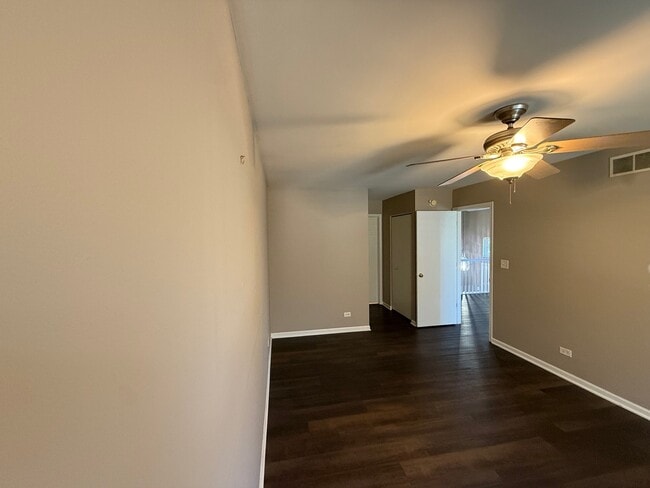 Building Photo - 1586 New Haven Dr