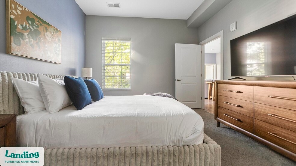 Building Photo - 41 E 9th Ave