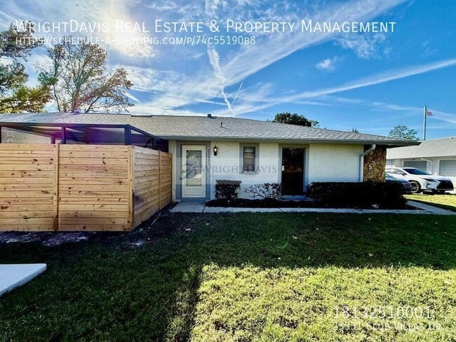 Building Photo - 23331 Club Villas Dr