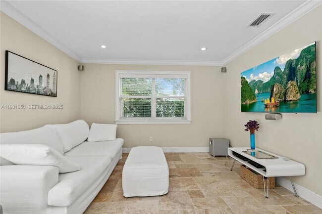 Building Photo - 7360 SW 115th St