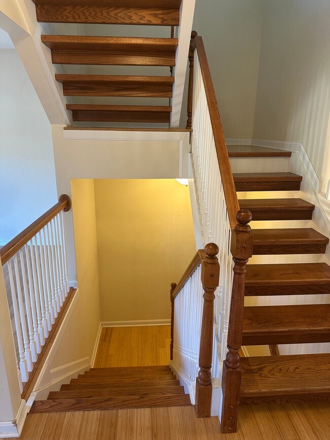 Building Photo - 39 19th St