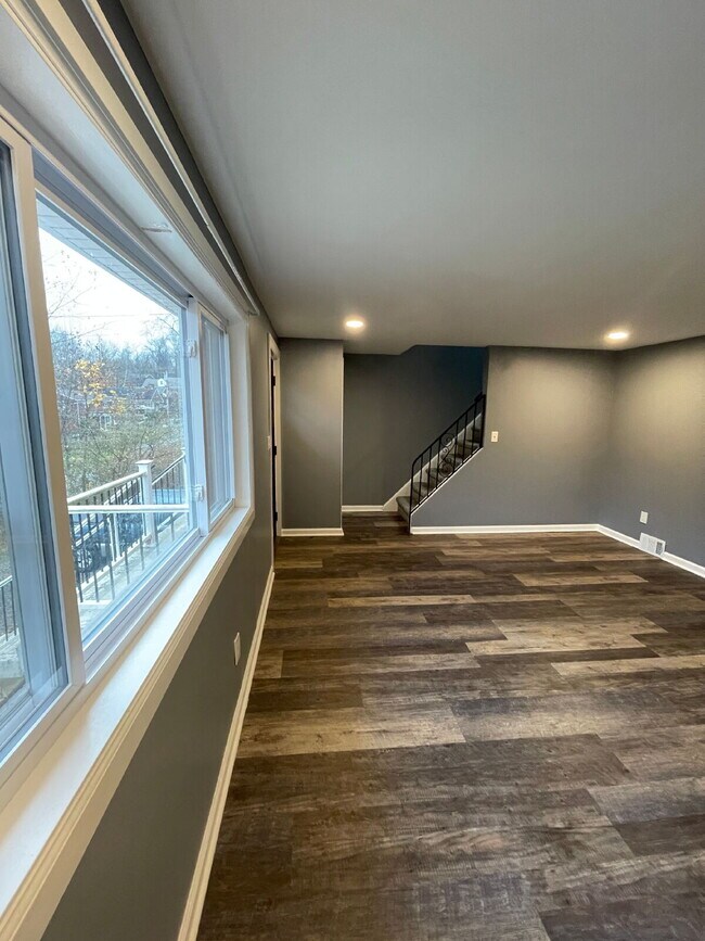 Building Photo - Beautifully updated 3 bed 1 bath home with garage and off-street parking in Penn Hills!