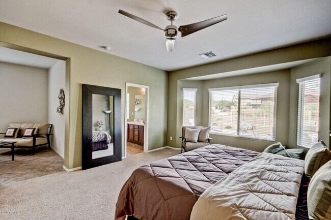 Building Photo - Gorgeous 4 Bed single level home at  Fireside - Norterra