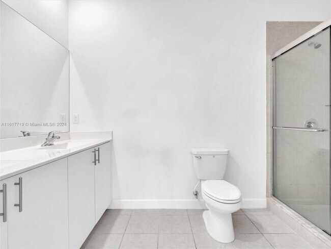 Building Photo - 4 bedroom in Miami Gardens FL 33169