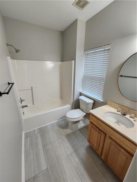 Building Photo - 1029 Sims St SW