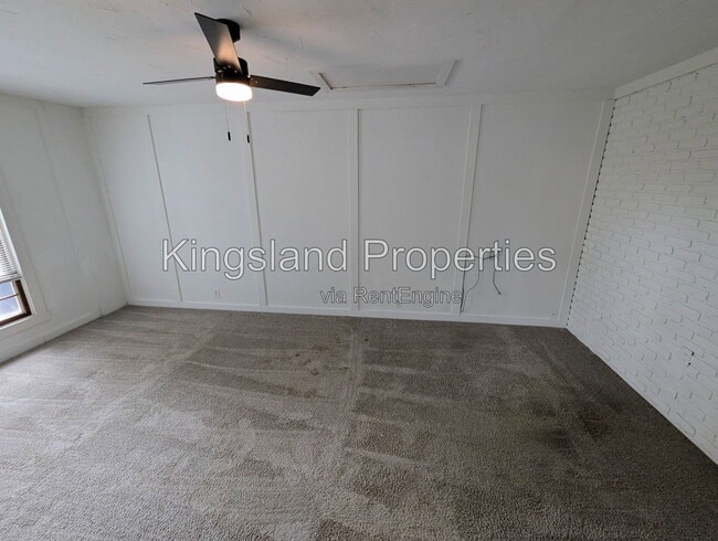 Building Photo - 4101 Koeln Ave