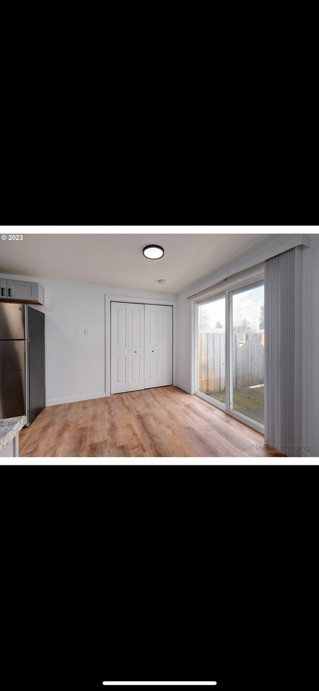 Building Photo - 3014 Drummond Ave
