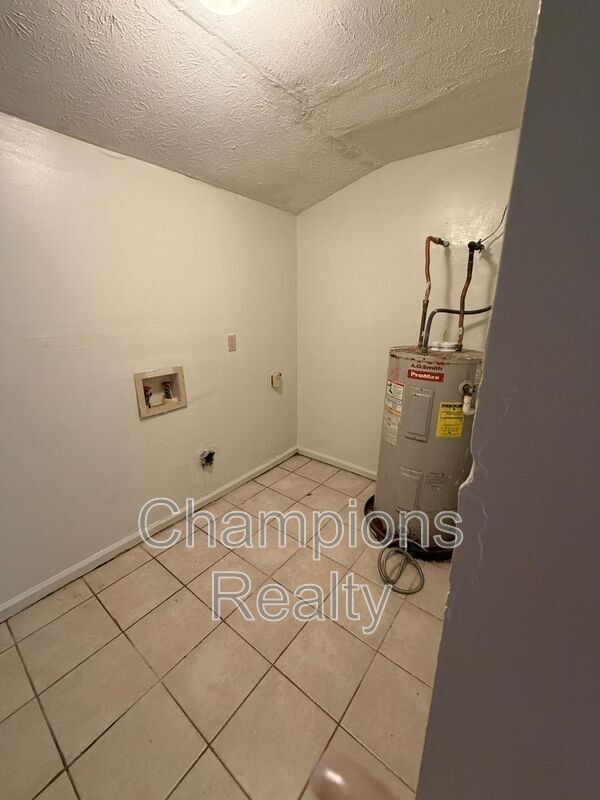 Building Photo - 1508 Bowie Ave
