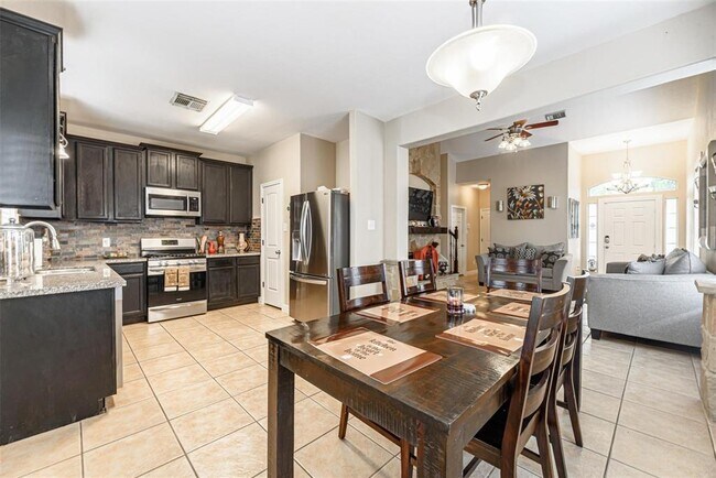 Building Photo - 22439 Highland Point Ln