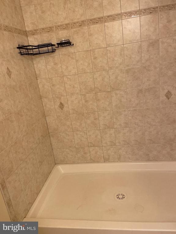 Building Photo - 4411 Edgefield Rd