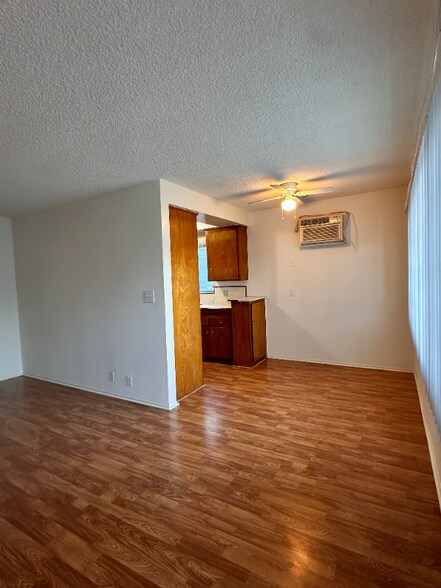 Building Photo - 707 N Genesee Ave