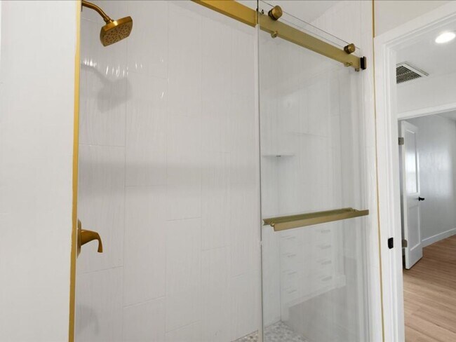 Building Photo - Amazing views at this 4 bedroom renovated Fallbrook home in a quiet neighborhood with a loft offi...