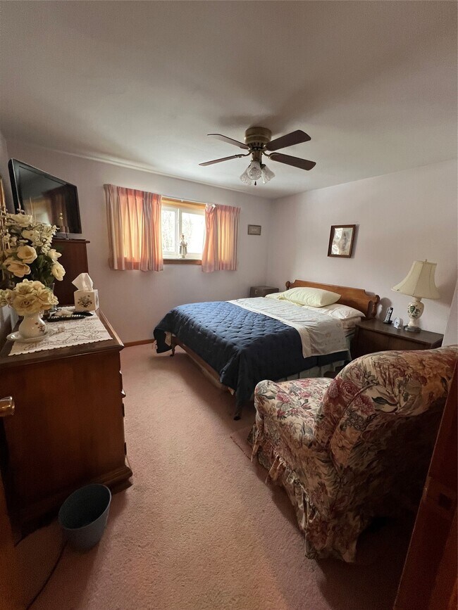 Building Photo - 1005 Murray Hill Rd