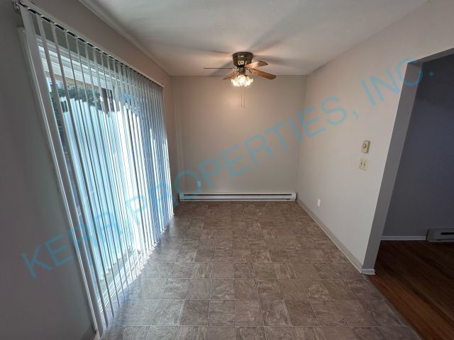 Building Photo - 5425 SE 17th Ave