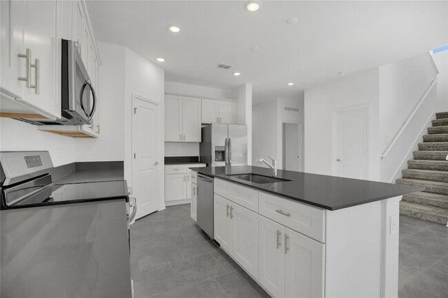 Building Photo - 2048 Shaggy Fisher Dr