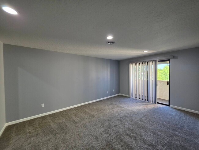 Building Photo - 303 Gage Blvd