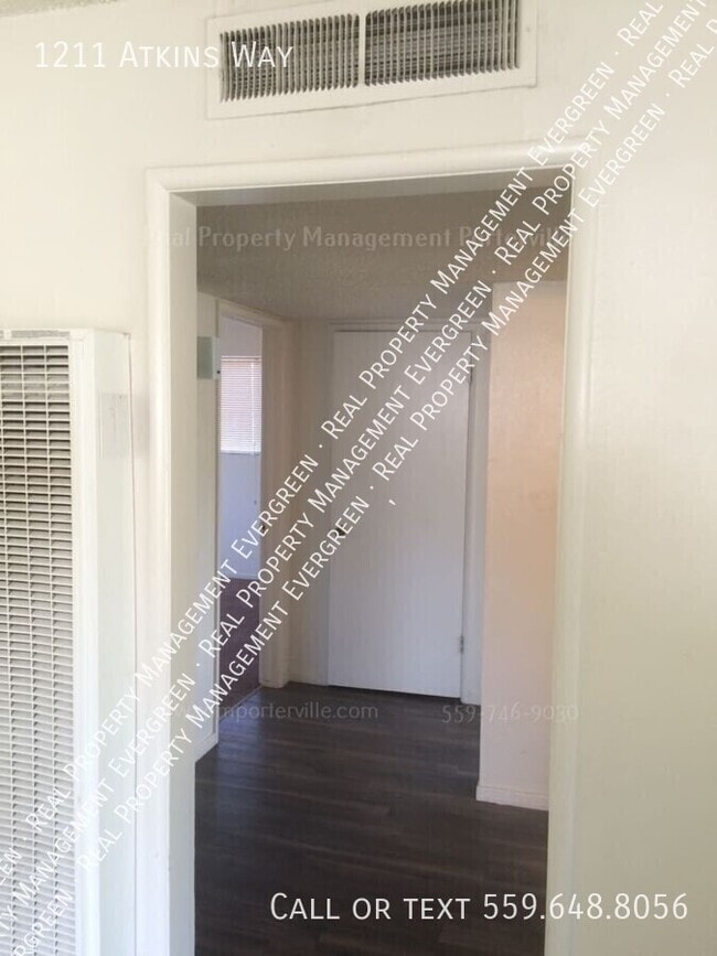 Building Photo - 1211 Atkins Way