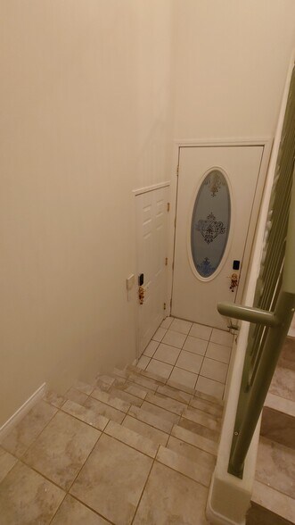 Building Photo - 201 Kaelyn St