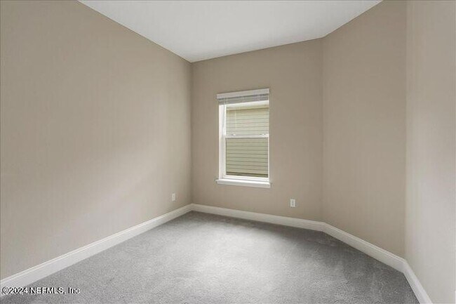 Building Photo - 2896 Lucena Ln