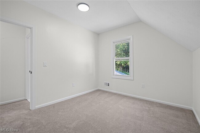 Building Photo - 12028 Wade Park Ave