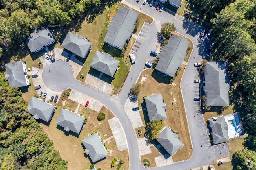 Aerial Photo - Chambers Cove