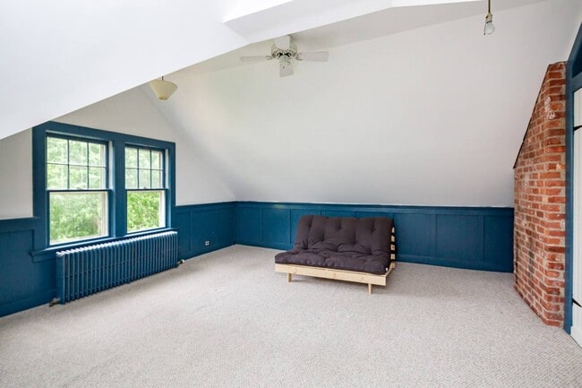 Building Photo - 7 Cooper Ln