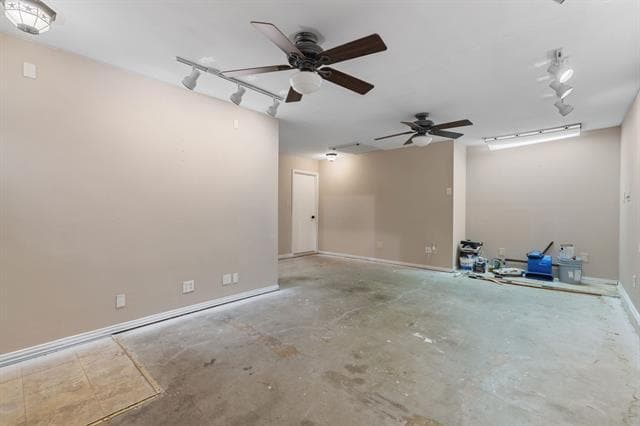 Building Photo - 5588 Squires Dr