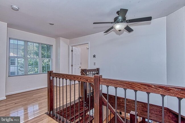 Building Photo - 9400 Van Arsdale Dr