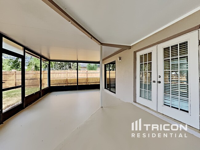 Building Photo - 8201 Golden Bear Loop