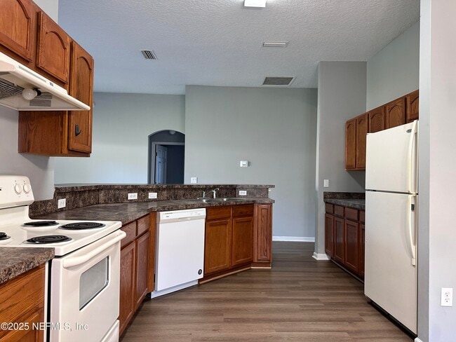 Building Photo - 2786 Cross Creek Dr