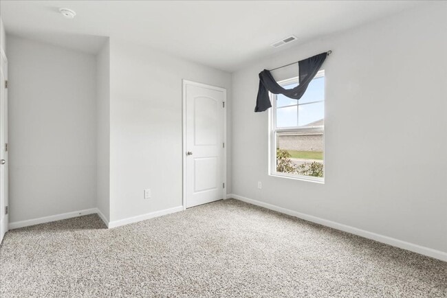 Building Photo - Cullman City Limits - pet friendly